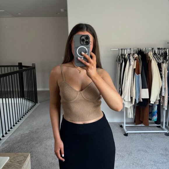 Camel brown/tan ribbed knit corset detail tank top🍸🧸🤍 - Picture 3 of 6